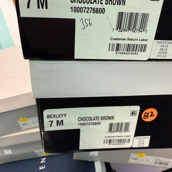 Alfani Bexleyy leather boots in chocolate brown size 7M - Picture 4 of 4